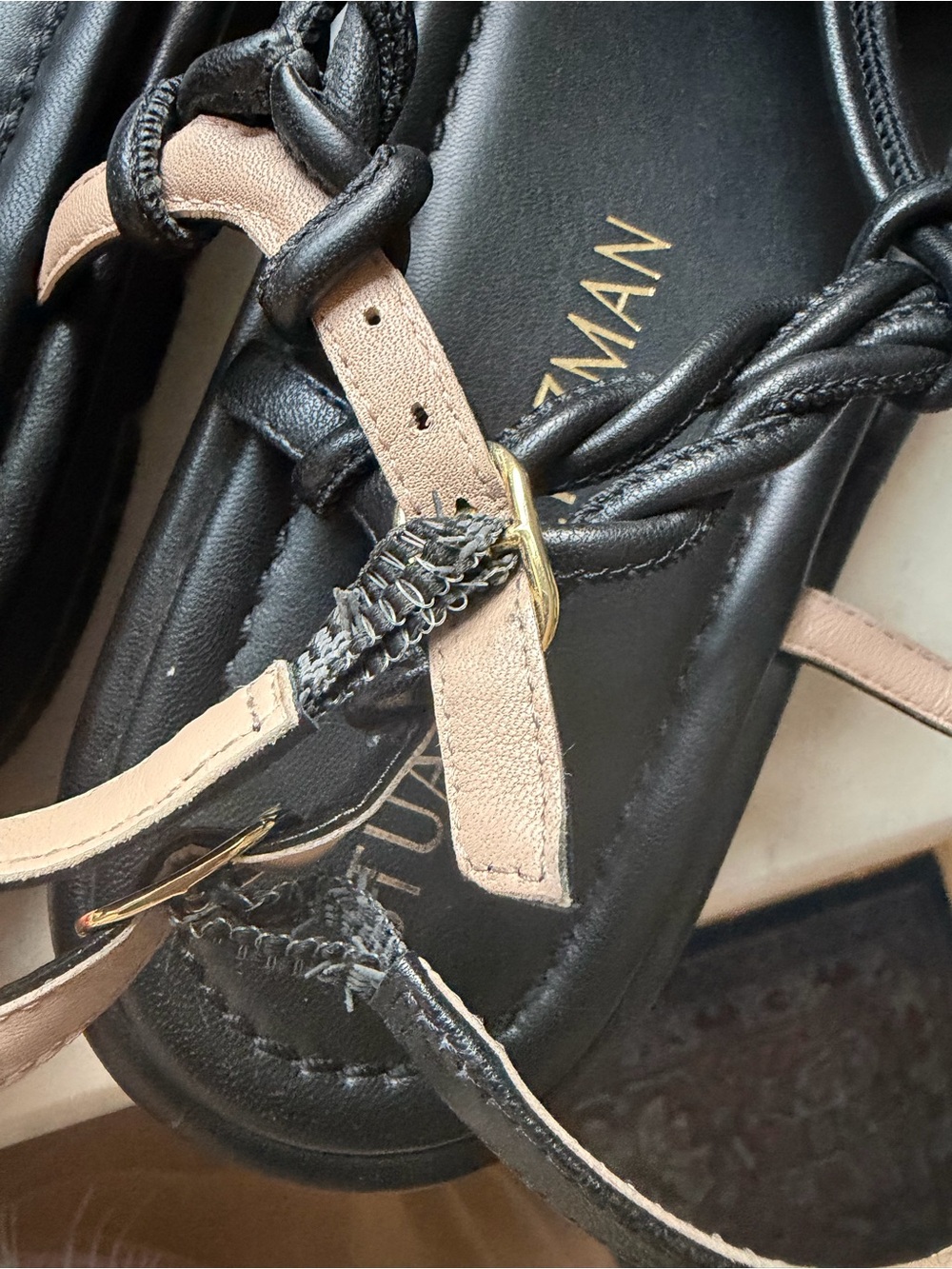 Stuart Weitzman Calypso Slide. Black size 9 - Picture 6 of 8